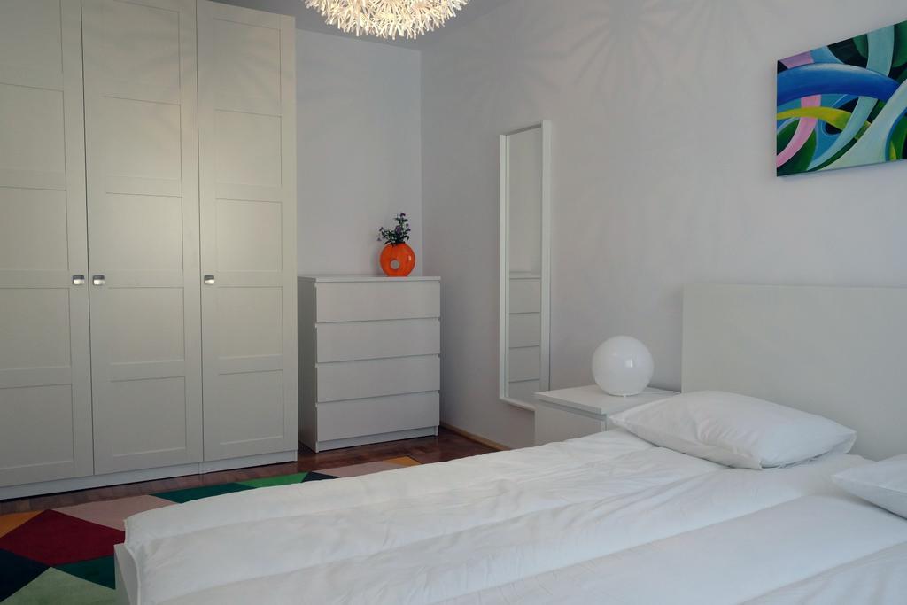 Olympus Apartment Alba Iulia Exterior foto
